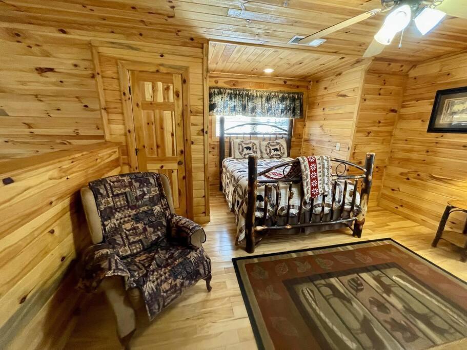 2 Bed Cabin Hot Tub Close To Helen #16 Kültér fotó